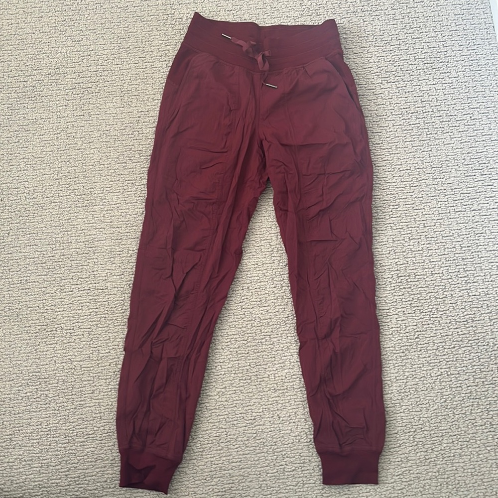 Lululemon dance studio mid rise joggers